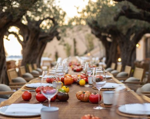 setting the perfect table
