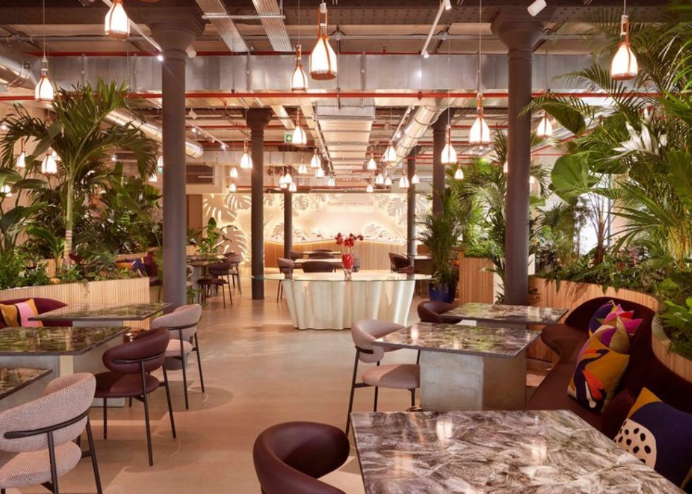 Louis Vuitton Cafe